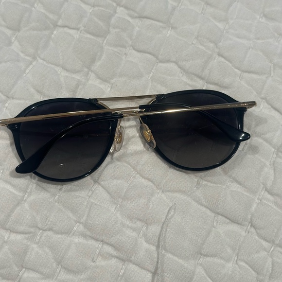 Women’s Rayban black and gold metal frame sunglasses. Gently used - Picture 3 of 7